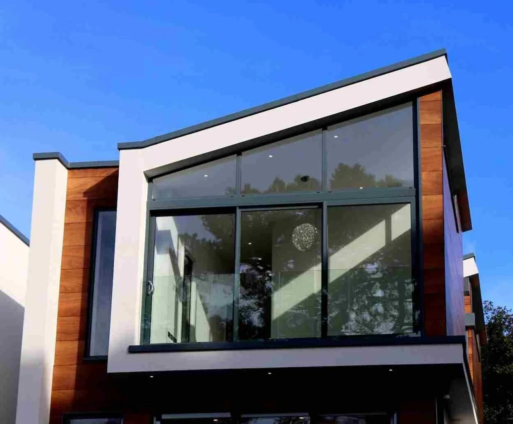 Benefits of double glazing for home comfort, noise and heat control
